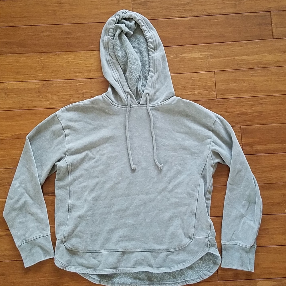 Universal Thread Sweatshirt - image 1